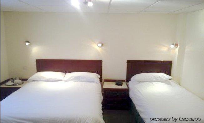 Cedar Tree Hotel Rugeley Dış mekan fotoğraf